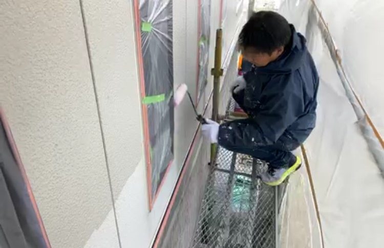 姫路市安室で外壁塗装の下塗りafter・藤原ペ