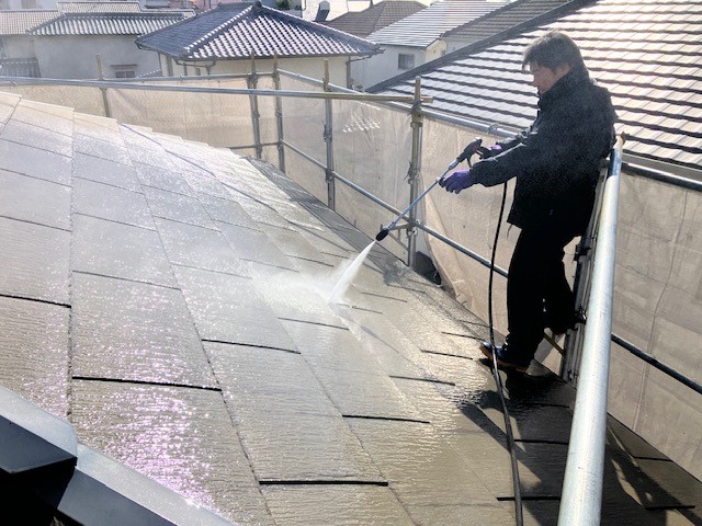 姫路市辻井で外壁塗装前の高圧洗浄・藤原ペイント