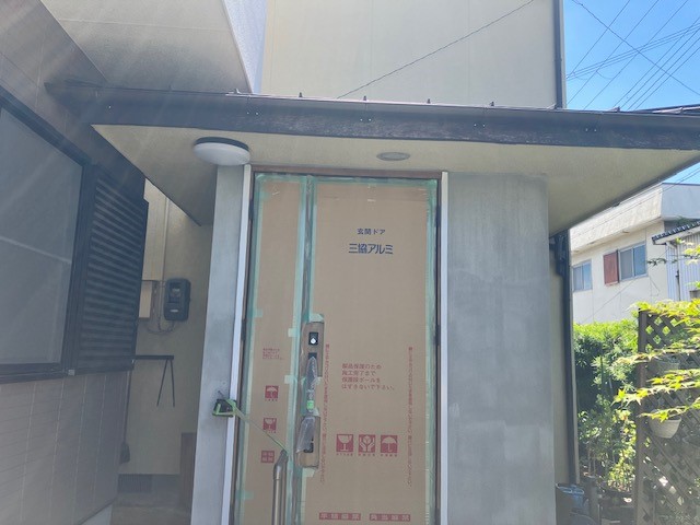 姫路市飾磨区中野田で外壁塗装の下塗りBefore・藤原ペイント